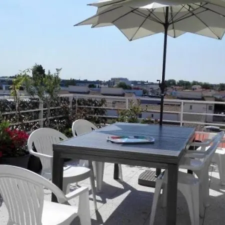 Neuf Avec Terrasse, Proche Vieux Port Et Gare, 3 Pieces, 6 Couchages - La Rochelle - Fr-1-246-111 Apartment *